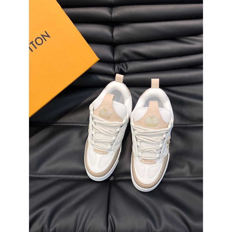 l**is V*t*n sneakers